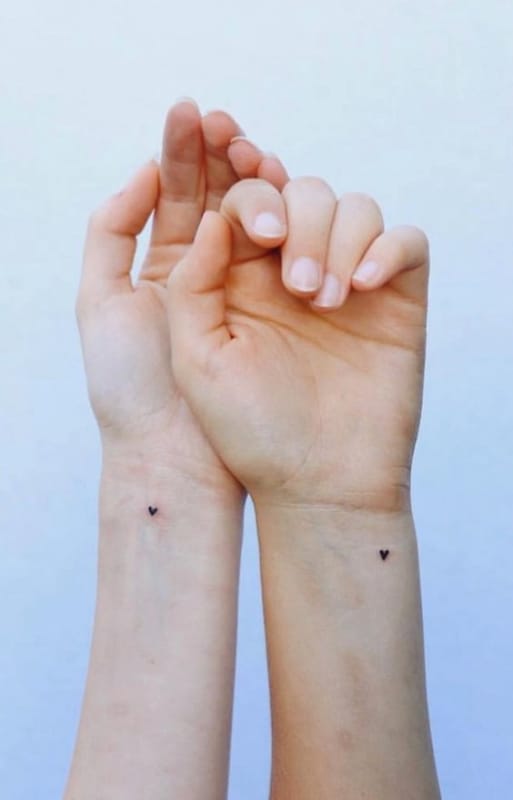 tatuagem de coração para casal