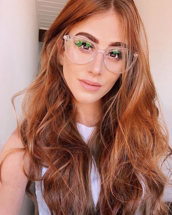 óculos de grau que combina com cabelo ruivo