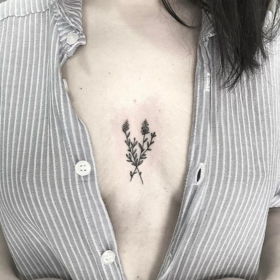 Camila Rocha Tatuagem Entre Os Seios Tattoos Completamente Apaixonantes