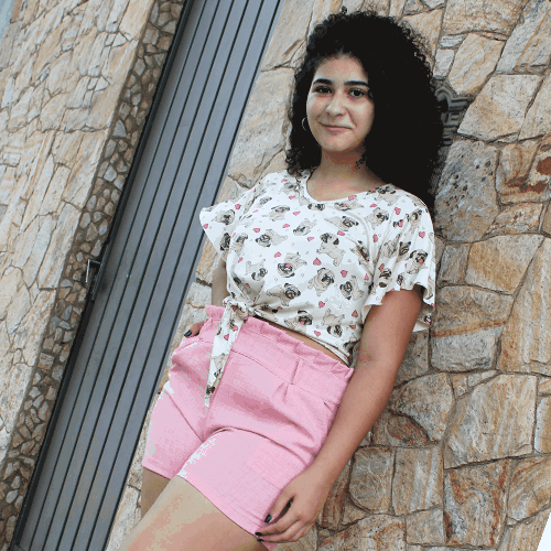 Look de primavera verão com short tipo clochard de linh