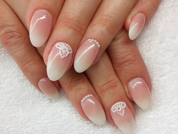 unhas ombré com nail art