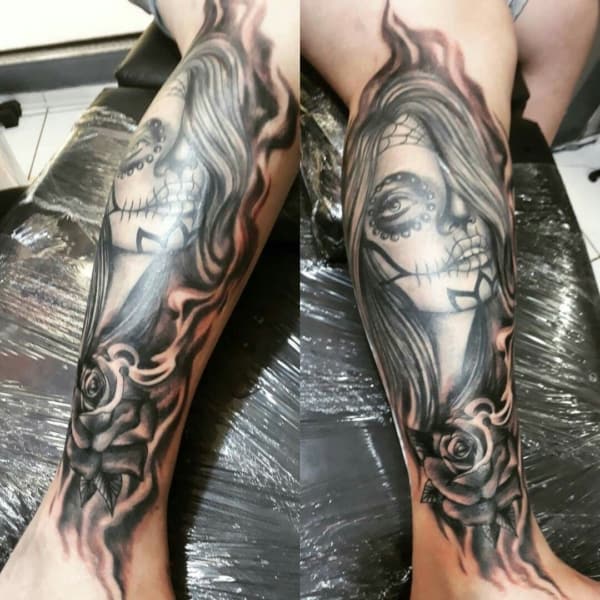 tattoo Catrina na perna masculina