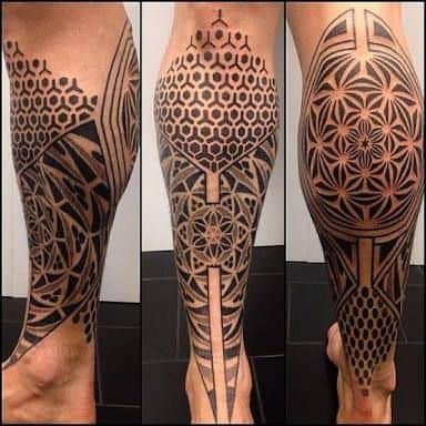 tatuagem tribal na perna