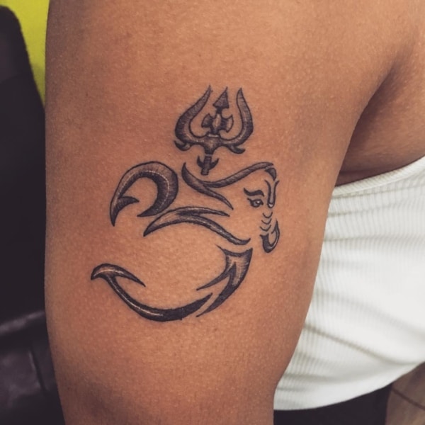Tatuagem Ganesha delicada