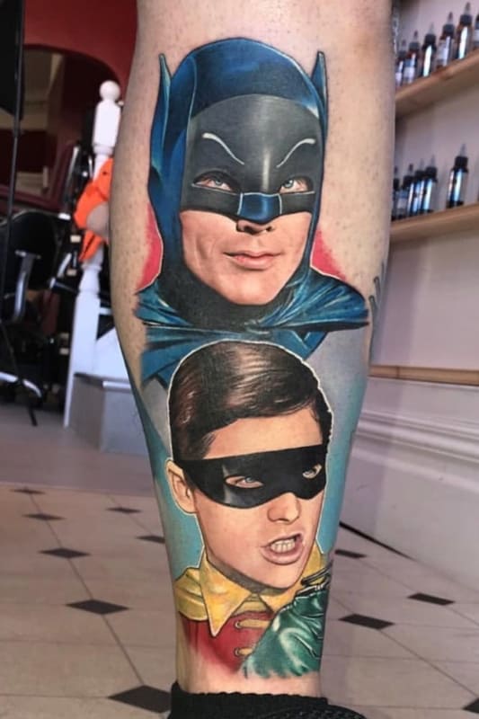 tatuagem Batman e Robin realista