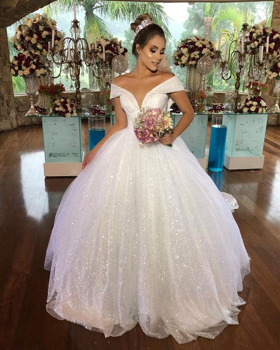 vestidos de noiva estilo princesa bem rodado