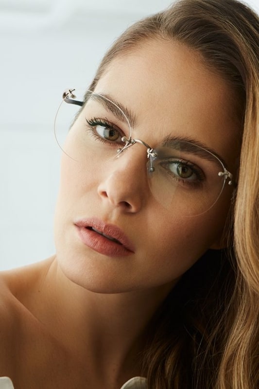 modelo de óculos de grau feminino moderno