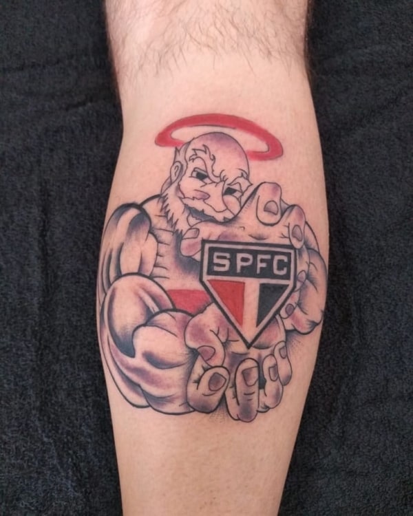tatuagem São Paulo na perna