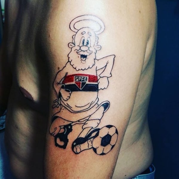 tatuagem São Paulo no braço mascote