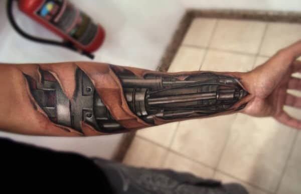 tattoo realista no braço