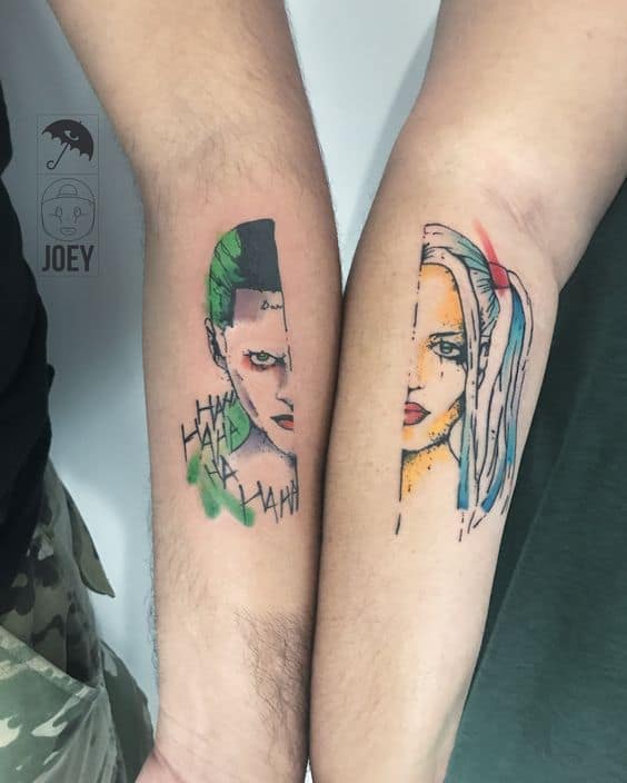 Tatuagem Arlequina e Coringa braço
