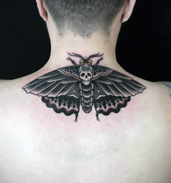 Tatuagem de Mariposa nas costas 1