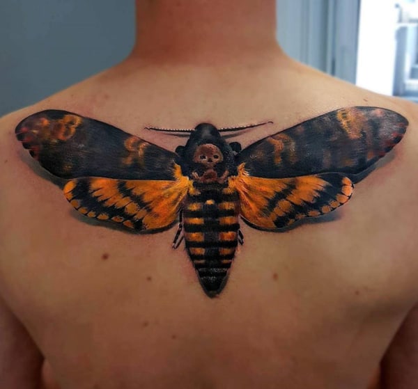 Tatuagem de Mariposa realista masculina
