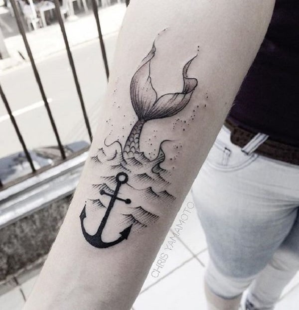 Tatuagens fundo do mar preto e branco pequena