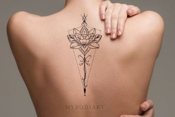 tatuagem flor delótus significado 06