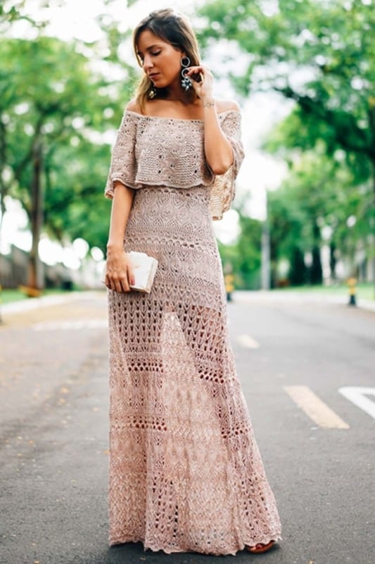 look com vestido de tricô nude