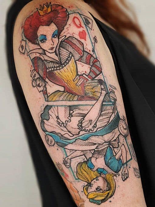 tatuagem Alice no País das Maravilhas com Rainha de Copas