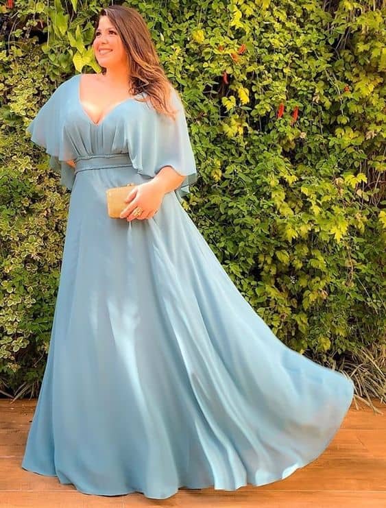 vestido longo azul para madrinha de casamento plus size