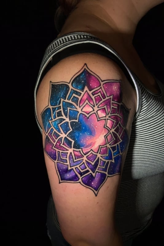 tattoo mandala Universo