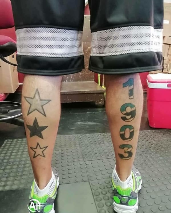 tatuagem do Gremio perna