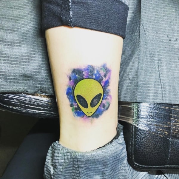 linda tatuagem de ET