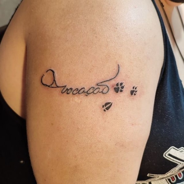 tatuagens de veterinaria pequena no braco