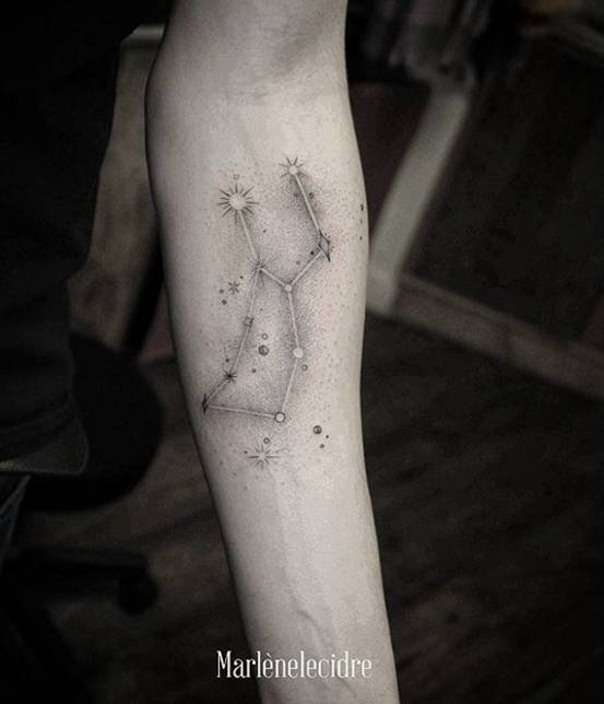 29 tatuagem masculina da constelacao de lupus