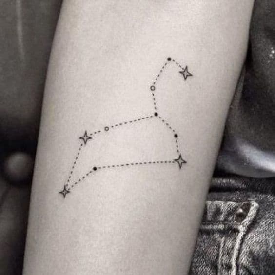 5 tatuagem da constelacao de leao