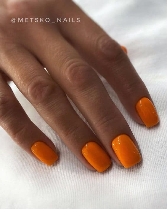 4 unhas laranja @metsko nails