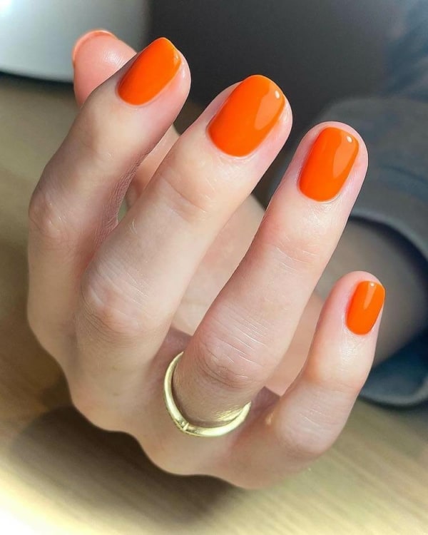 5 unhas com esmalte laranja Beautiful Dawn Designs