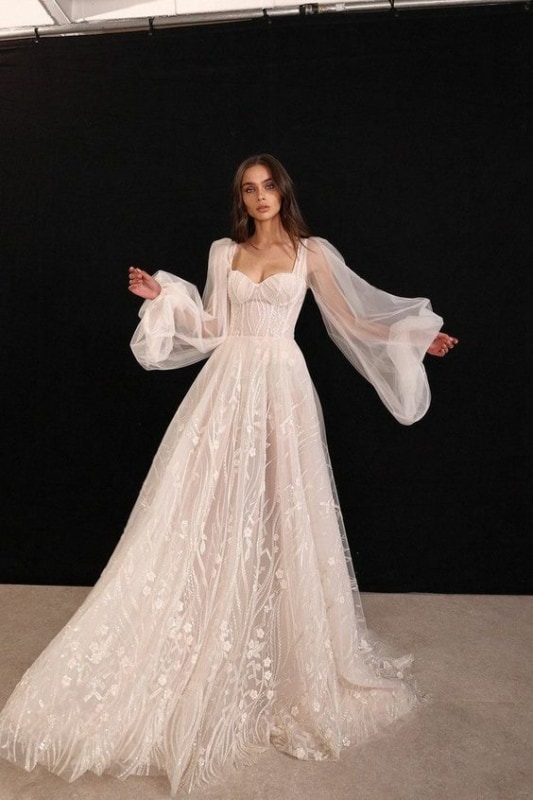 Modelo de vestido de noiva rodado princesa