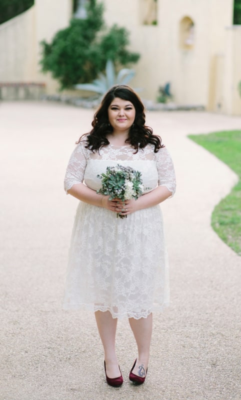 35 noiva com vestido de renda plus size Pinterest