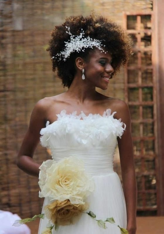 37 penteado solto para noiva de cabelo afro Pinterest