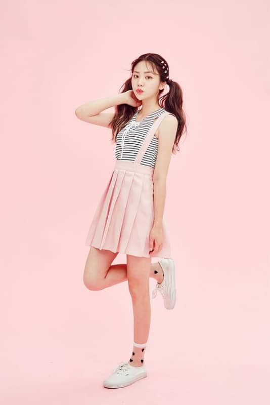 26 look saia coreana rosa com suspensorio Pinterest