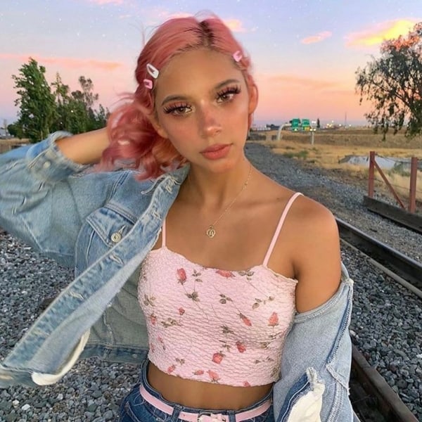 29 look soft girl com cropped rosa Pinterest