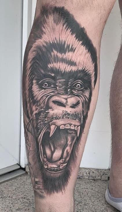 Tatuagem de Gorila perna