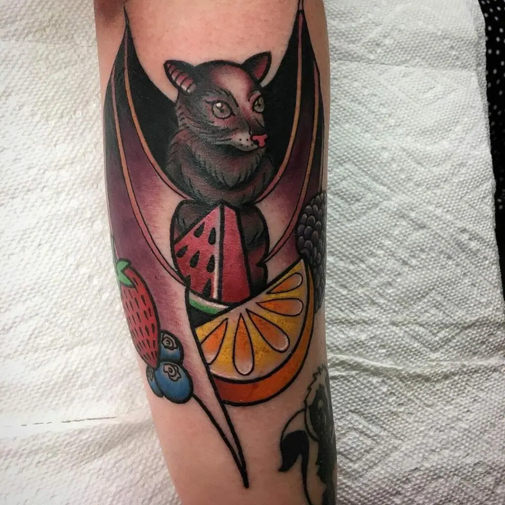 tatuagem de morcego colorida ideias