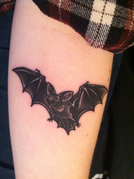 tatuagem de morcego no braco ideias