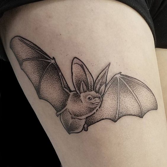 tatuagem de morcego pontilhismo