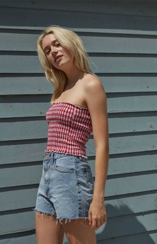 21 look VSCO girl com short jeans Pinterest