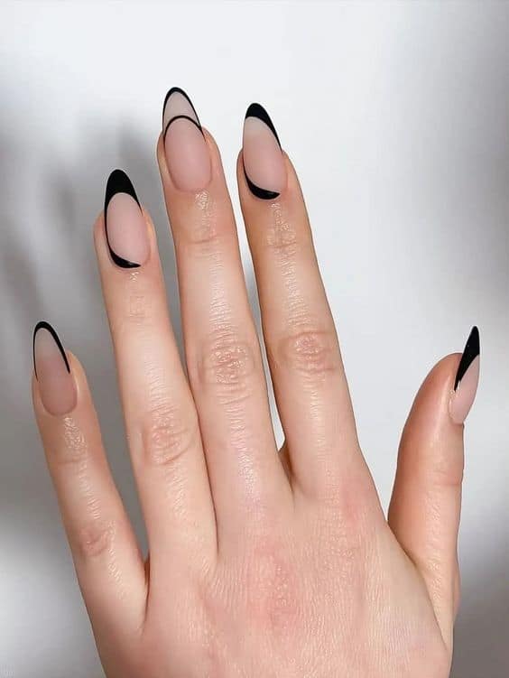 7 unha minimalista com nail art em preto Pinterest