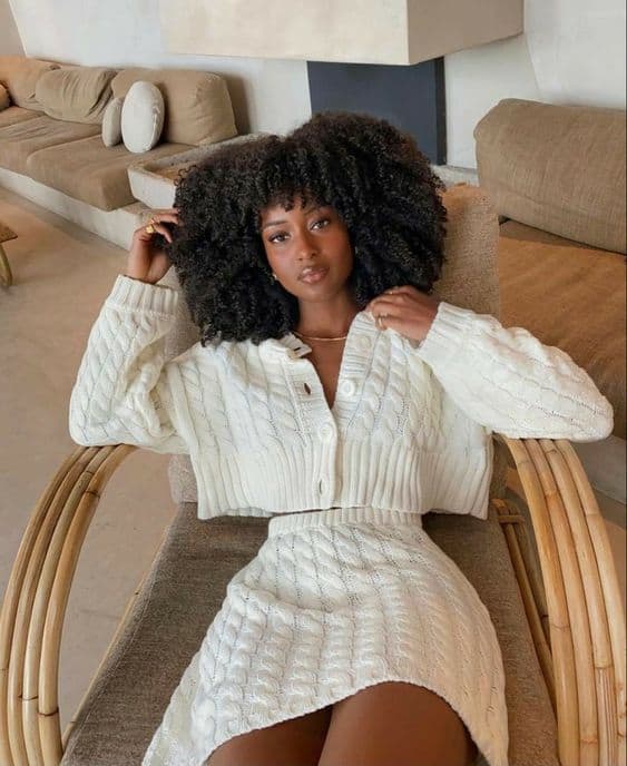 27 look afropaty com saia de trico branca Pinterest