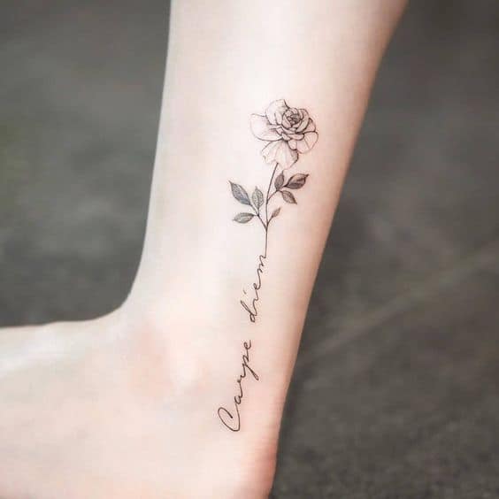 1 tatuagem carpe diem feminina com rosa Pinterest