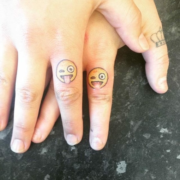 11 tatuagens nos dedos Tattoodo