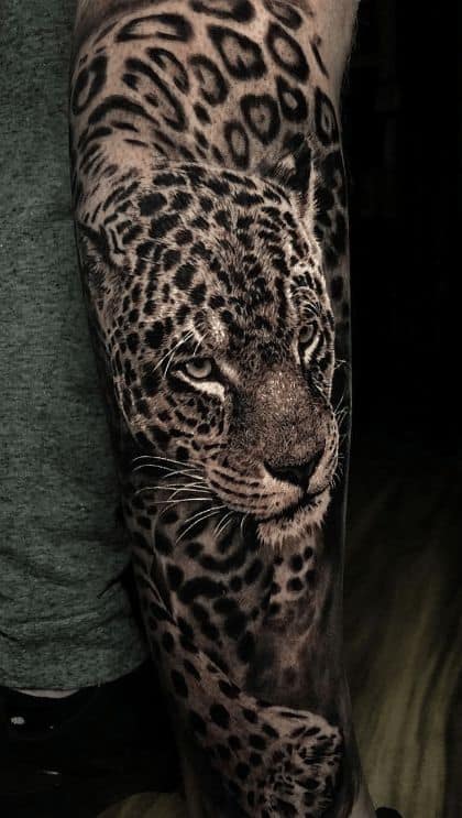 17 tatuagem masculina grande de onca Pinterest