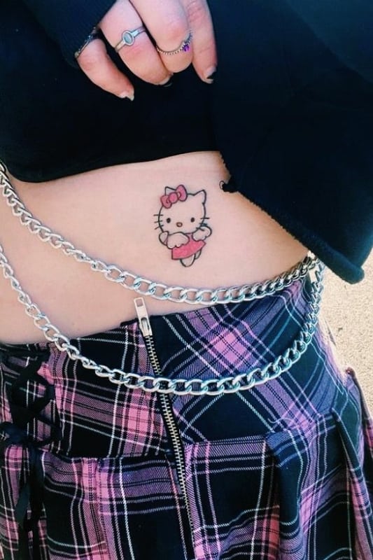19 tatuagem na costela Hello Kitty pequena Pinterest