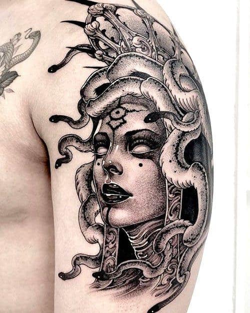 20 tattoo masculina de medusa Pinterest