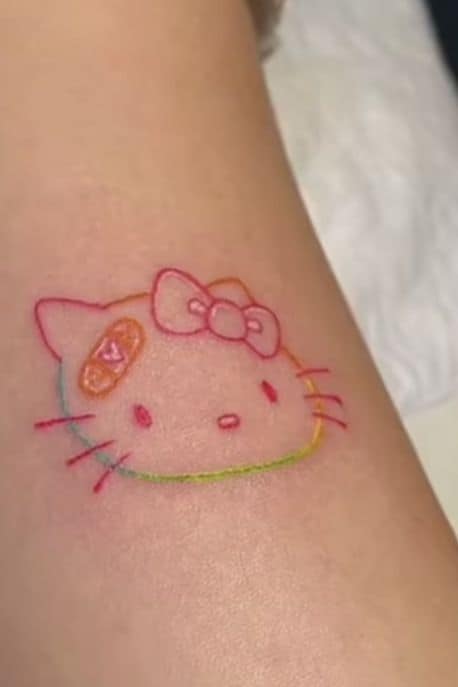 24 tatuagem colorida e fofa Hello Kitty Pinterest