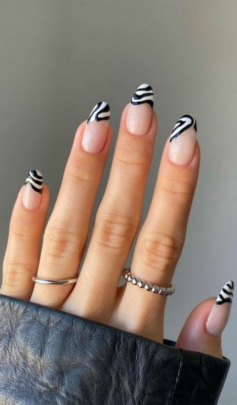 3 nail art de zebra preta e branca Pinterest