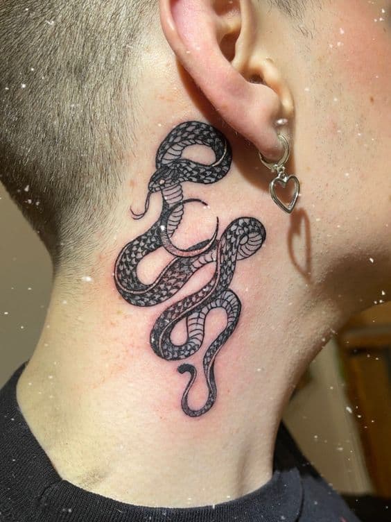 33 tatuagem no pescoco de cobra Pinterest